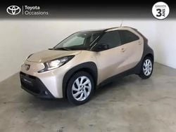 Biton beige gingembre métal/toit noir Utilisé 2022 Toyota Aygo X Design SUV | 12 990 €