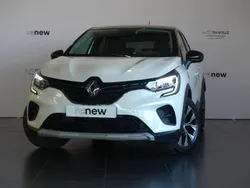 Blanc Utilisé 2024 Renault Captur Evolution SUV | 19 490 € (Prix juste)