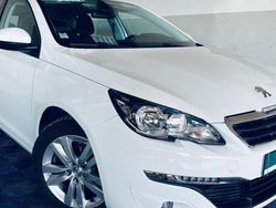 Utilisé 2017 Peugeot 308 Active Berline | 9 990 € (Prix juste)