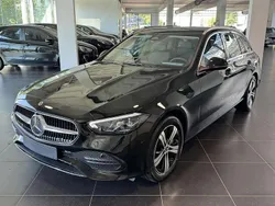 Bleu Utilisé 2024 Mercedes C300e Avantgarde Break | 40 950 € (Bon prix)