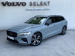 Gris Utilisé 2023 Volvo V60 Break | 31 980 € (Bon prix)