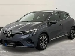 Gris Utilisé 2021 Renault Clio V Intens Berline | 15 999 € (Prix juste)
