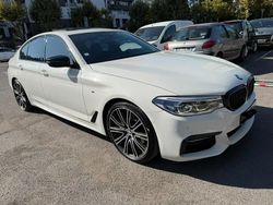 Blanc Utilisé 2018 BMW 530 M Sport Berline | 25 000 € (Prix juste)