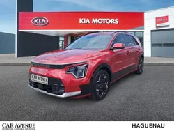 Rouge magma métallisé Utilisé 2023 Kia e-Niro 2 SUV | 27 490 € (Prix juste)