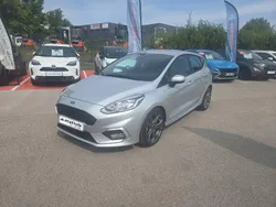 Gris Utilisé 2018 Ford Fiesta ST-Line Citadine | 10 999 € (Prix juste)