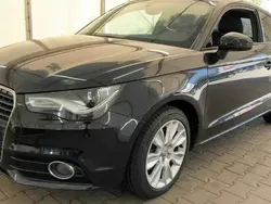 Noir Utilisé 2011 Audi A1 Ambition Citadine | 12 490 € (Prix juste)