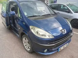Bleu Utilisé 2009 Peugeot 1007 Citadine | 2 990 € (Prix juste)