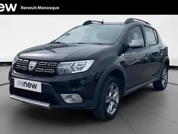 Noir Utilisé 2020 Dacia Sandero Stepway Citadine | 12 490 €