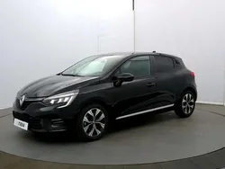 Noir Utilisé 2023 Renault Clio V LIMITED Citadine | 14 690 € (Prix juste)
