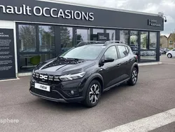 Noir Utilisé 2024 Dacia Sandero Expression Citadine | 15 999 € (Prix juste)
