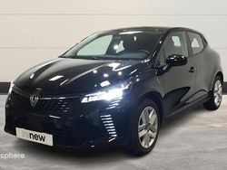 Noir Utilisé 2024 Renault Clio V Evolution Berline | 18 099 € (Prix juste)