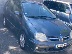 Gris Utilisé 2004 Nissan Almera Tino Tekna Monospace | 3 900 €