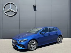 Bleu Utilisé 2024 Mercedes A160 AMG line | 36 489 €