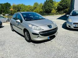 Gris Occasion 2006 Peugeot 207 Berline | 5 600 € (Prix cher)