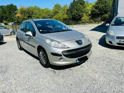 Gris Utilisé 2006 Peugeot 207 Berline | 5 600 € (Prix assez cher)