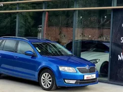 Bleu Utilisé 2017 Skoda Octavia Business Line Break | 11 900 € (Bon prix)