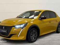 Jaune Utilisé 2022 Peugeot e-208 Style Citadine | 15 499 € (Prix juste)