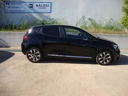 Noir Utilisé 2023 Renault Clio V Evolution Citadine | 15 900 € (Prix juste)