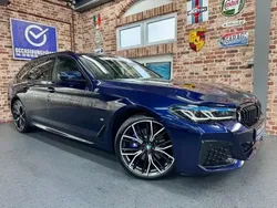 Gris Utilisé 2022 BMW 520 M Sport Break | 49 712 €