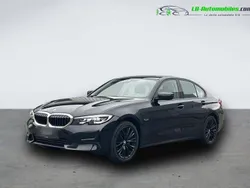 Utilisé 2022 BMW 320e Sport Line Berline | 30 400 € (Bon prix)