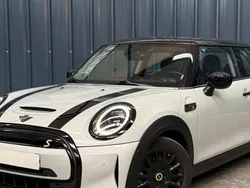 Utilisé 2022 Mini Cooper SE Premium Plus Citadine | 18 990 € (Prix juste)
