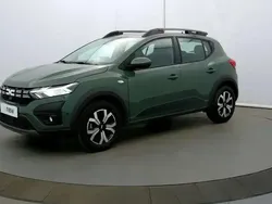 Gris Utilisé 2024 Dacia Sandero Expression Citadine | 16 190 € (Prix juste)
