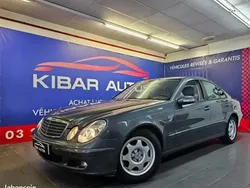 Gris Utilisé 2005 Mercedes E200 Classic Berline | 6 500 €
