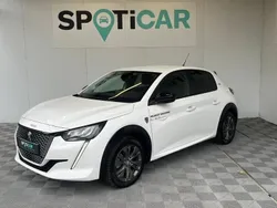 Blanc Utilisé 2022 Peugeot e-208 Style Citadine | 17 690 € (Prix juste)