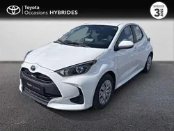 Utilisé 2023 Toyota Yaris Hybrid Berline | 18 990 € (Prix juste)