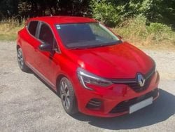 Rouge Utilisé 2023 Renault Clio V Berline | 13 900 € (Prix juste)