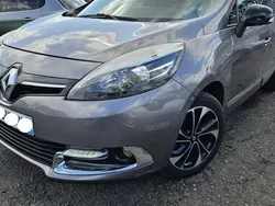 Utilisé 2016 Renault Scénic III Bose Edition Monospace | 9 490 € (Prix juste)
