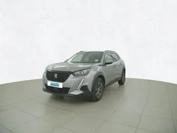 Gris Utilisé 2021 Peugeot 2008 Style SUV | 16 990 € (Prix juste)