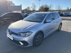 Reflet d'argent mã©tallisã© Nouvelle 2025 VW Polo Life Berline | 22 899 € (Prix assez cher)