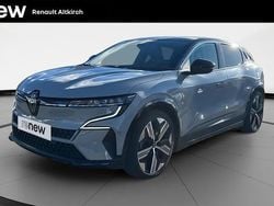 Gris Utilisé 2023 Renault Mégane Iconic Berline | 27 900 € (Prix juste)
