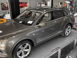 Marron clair Utilisé 2016 Bentley Bentayga SUV | 125 000 €