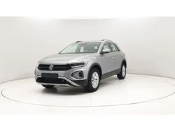 Bleu Utilisé 2023 VW T-Roc Style SUV | 35 610 € (Prix cher)