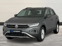 Utilisé 2023 VW T-Roc Life SUV | 24 299 € (Prix juste)