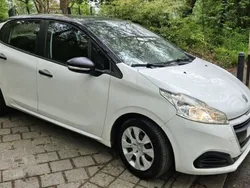 Blanc Utilisé 2017 Peugeot 208 Citadine | 6 490 € (Super prix)