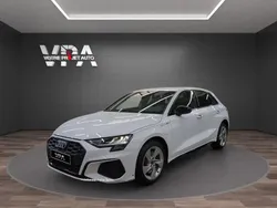 Blanc Utilisé 2022 Audi A3 Sportback Sport Berline | 25 330 €