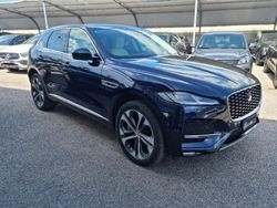 Utilisé 2023 Jaguar F-Pace SE SUV | 61 990 €