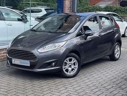 Gris Utilisé 2015 Ford Fiesta SYNC Edition Citadine | 7 950 € (Prix juste)