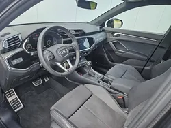 Gris daytona nacré Utilisé 2023 Audi Q3 Sportback S-Line SUV | 42 490 €