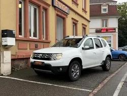 Blanc Utilisé 2016 Dacia Duster Ambiance SUV | 7 490 € (Bon prix)