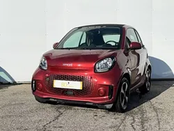Rouge Utilisé 2022 Smart ForTwo Electric Drive Passion Coupé | 14 900 €
