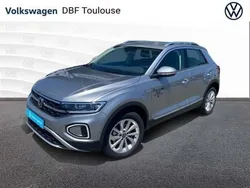 Gris Utilisé 2025 VW T-Roc Style SUV | 32 480 € (Prix juste)