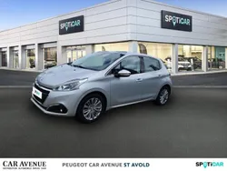 Gris aluminium Utilisé 2017 Peugeot 208 Allure Citadine | 8 976 € (Prix assez cher)