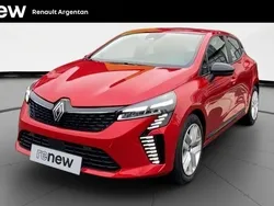 Rouge Utilisé 2024 Renault Clio V Evolution Citadine | 16 790 € (Prix juste)