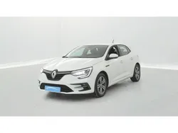 Blanc Utilisé 2022 Renault Mégane IV Evolution Berline | 16 990 € (Prix juste)
