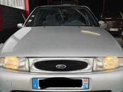 Occasion 1996 Ford Fiesta Ghia Citadine | 2 200 €