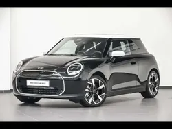 Noir Nouvelle 2024 Mini Cooper SE Favoured Citadine | 34 950 €
